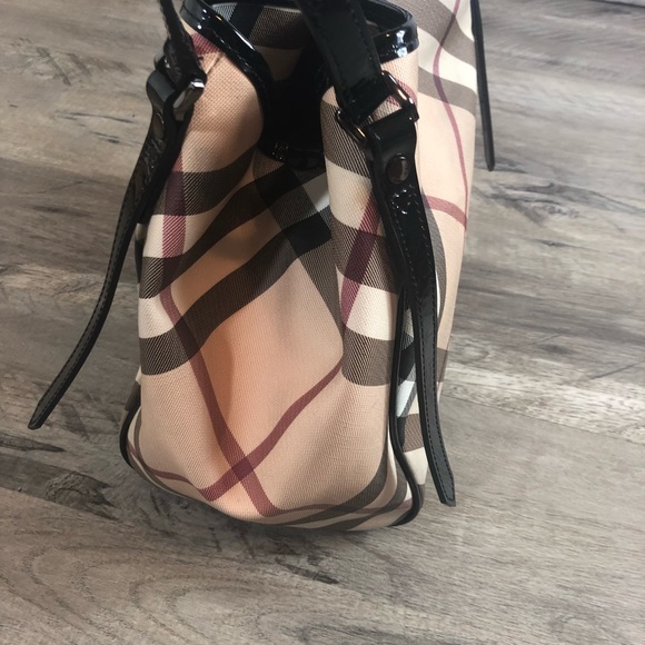 SOLD! Burberry | Canterbury Tote - Picture 2 of 8